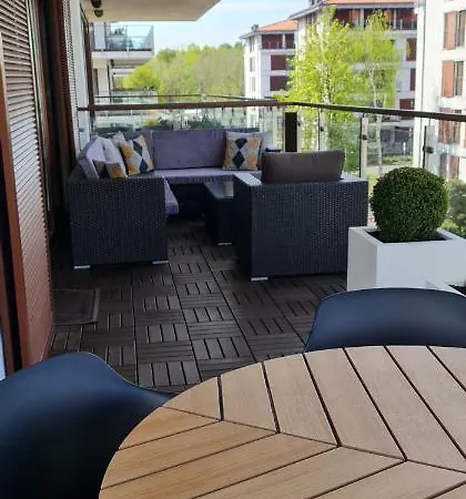 Apartment Seaside View *